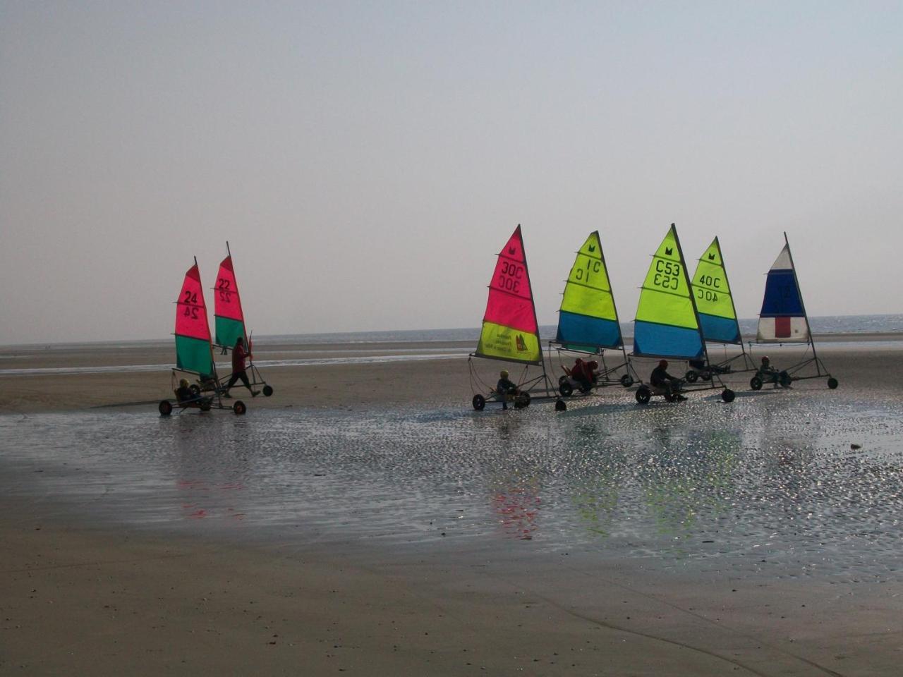 Camping De La Mer Camiers Exteriör bild